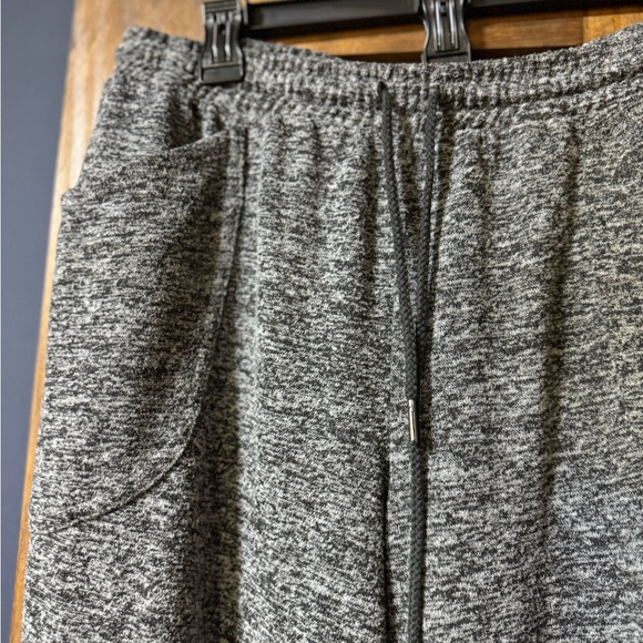 Adore Me heather gray joggers - Picture 6 of 8